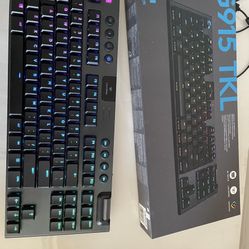  Logitech G915 TKL Tenkeyless LIGHTSPEED Wireless RGB Mechanical Gaming Keyboard 