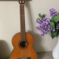 Guitar. YAMHA. 