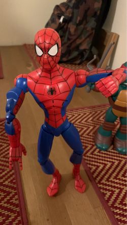 Spider man figure