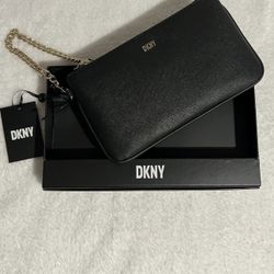 DKNY Wristlet Wallet 
