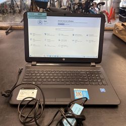Hewlett-Packard HP Notebook 15-f233wm 15.6" Screen Laptop ~ Win10