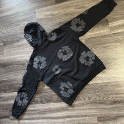 Denim Tear Size Medium 