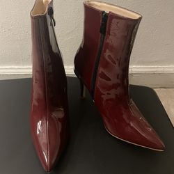 Pointed Leather Boots 