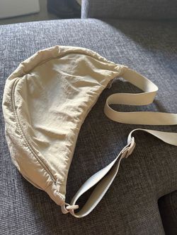 Uniqlo side bag
