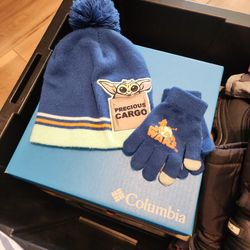 Boys Starwars Beanie And Gloves