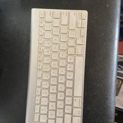 Apple Key Board 