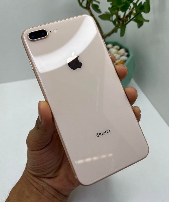 iPhone 8 plus 64GB Unlocked