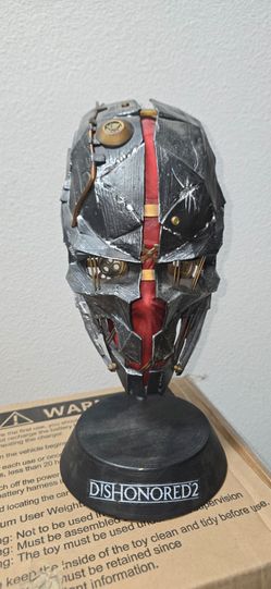 Dishonored 2 Corvo Mask Replica on Stand