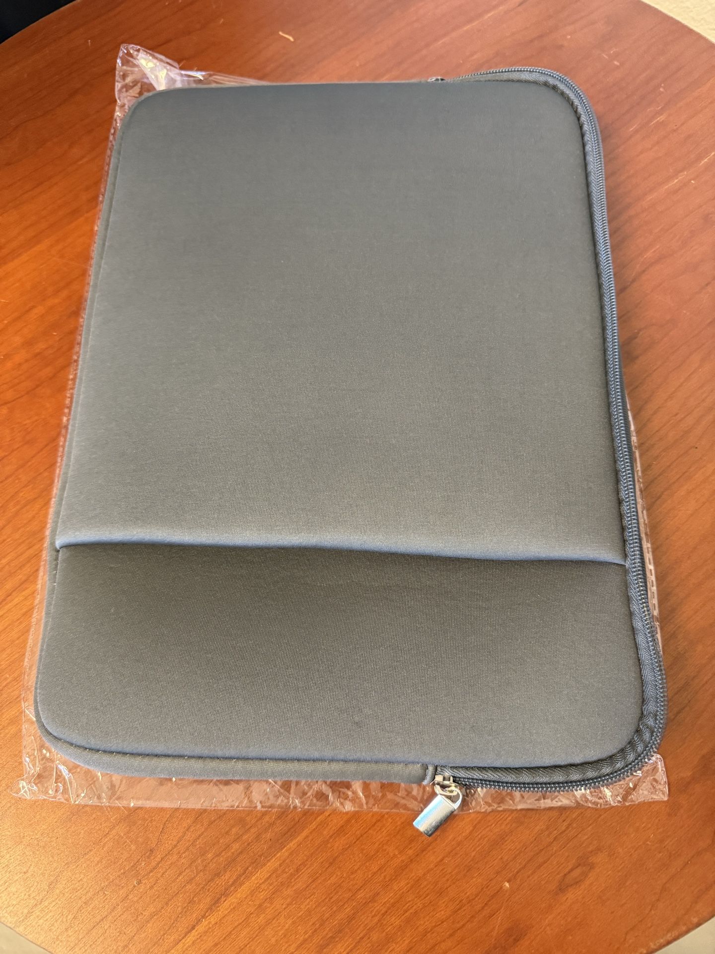 14” brand new iPad Reader Kindle Or laptop Cover universal With Locked 