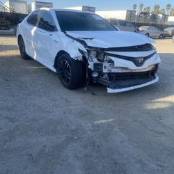 Auto Parts 2019 Toyota Camry 