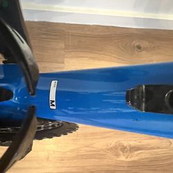 Canyon Ultimate CF SL8 AXS Movistar