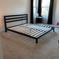 King Metal Platform Bed Frame