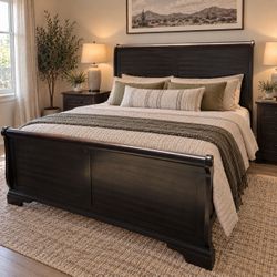 Matching queen bed and dresser