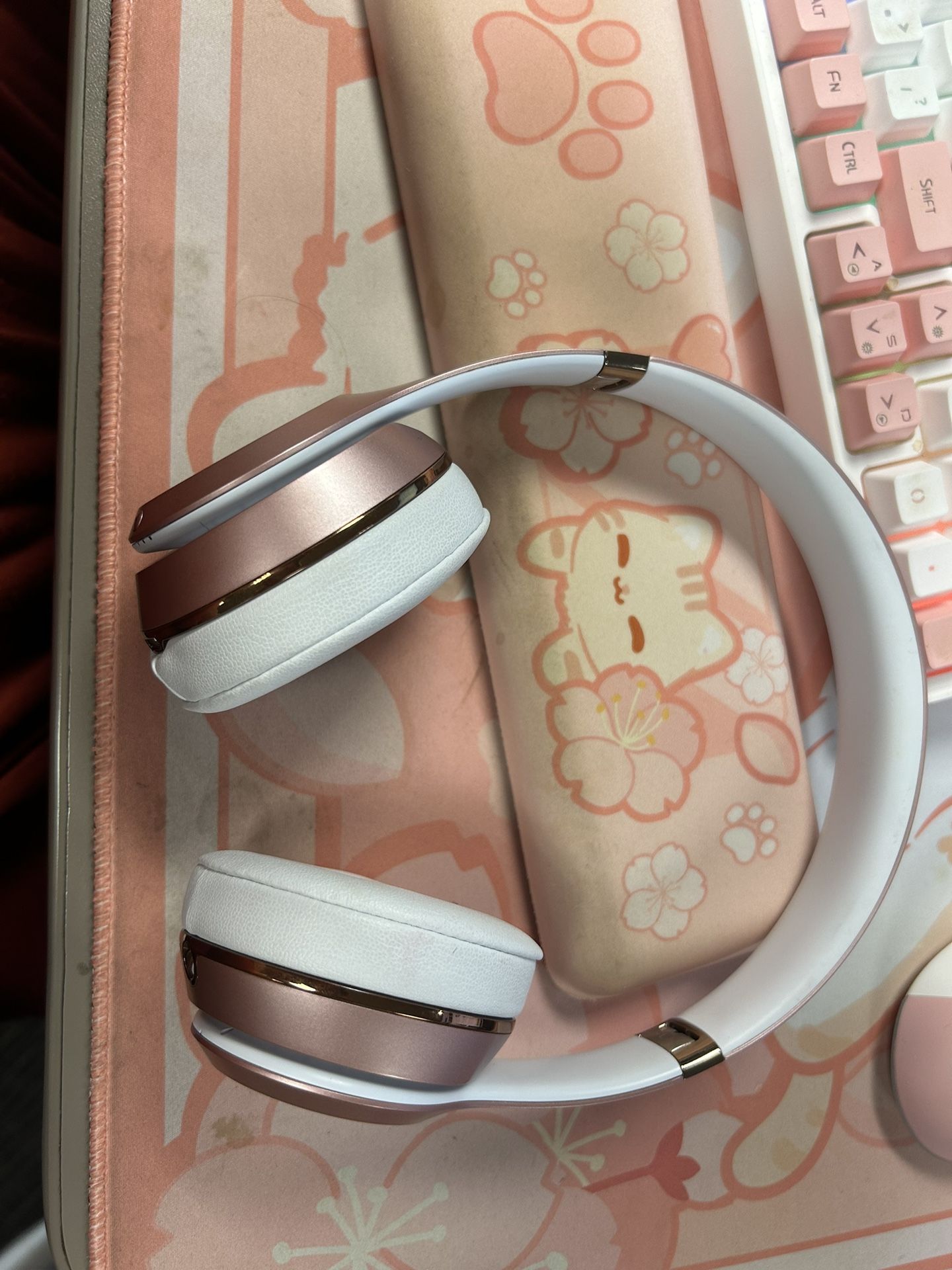 Beats Headphones Pink 