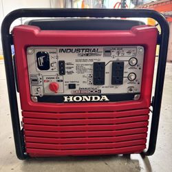 Honda EB2800! Watt Portable Gas Powered Generator Industrial Inverter 