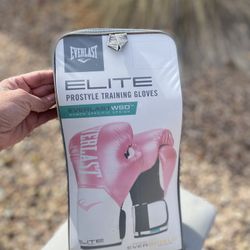 Everlast Elite Women’s Boxing Gloves