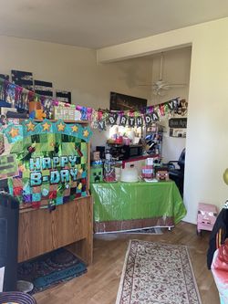 Minecraft birthday decorations