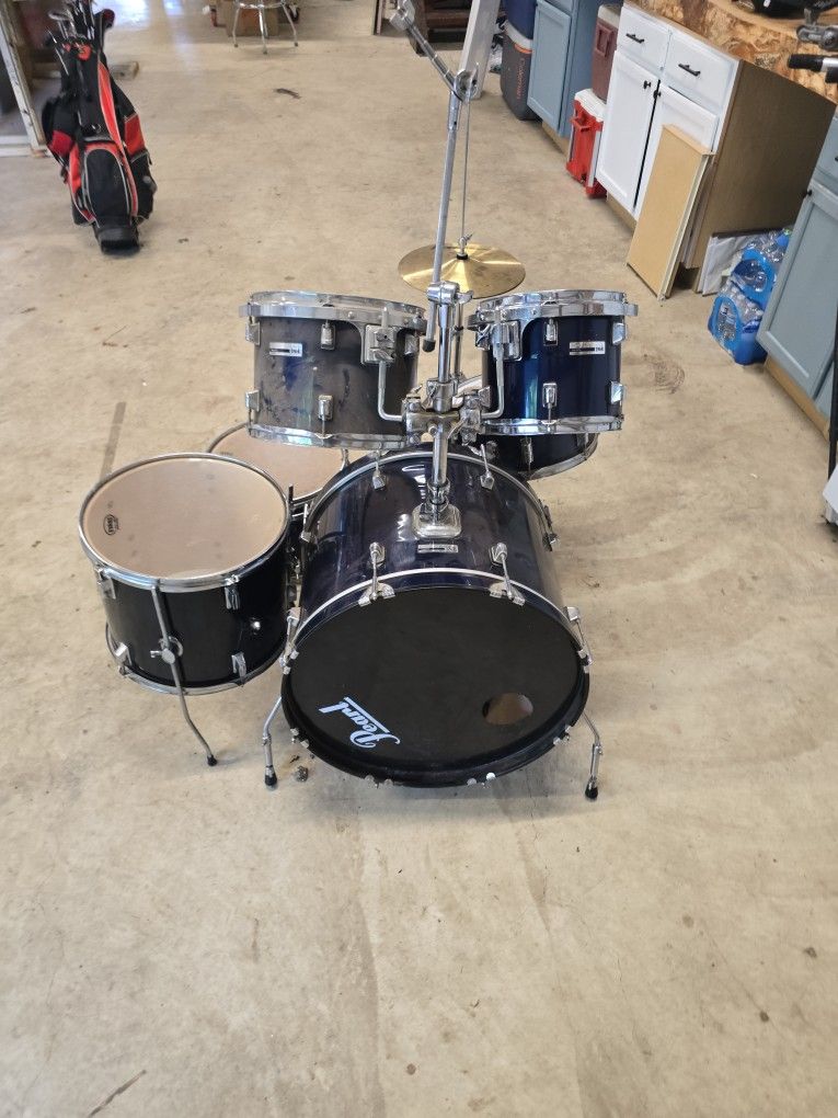 Free Drums