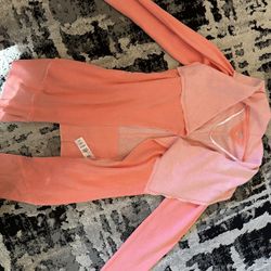 Women’s Shirts And Dresses Size Medium 