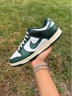 Nike Dunk Low W “Vintage Green” Size 8.5 Men
