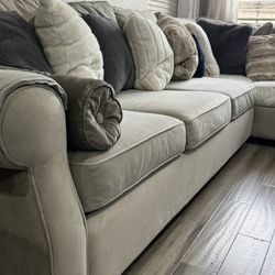 Sectional Couch 