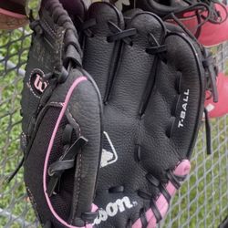 T-ball Wilson Glove
