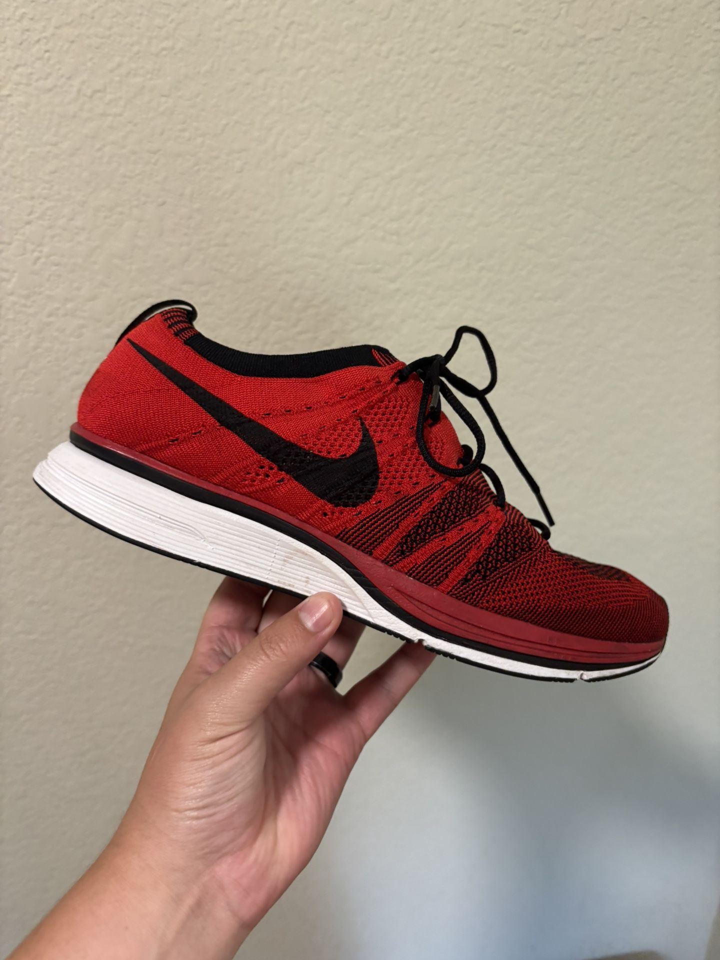 Nike Flyknit Racer Red