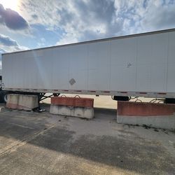 2009  53'  utility van trailer