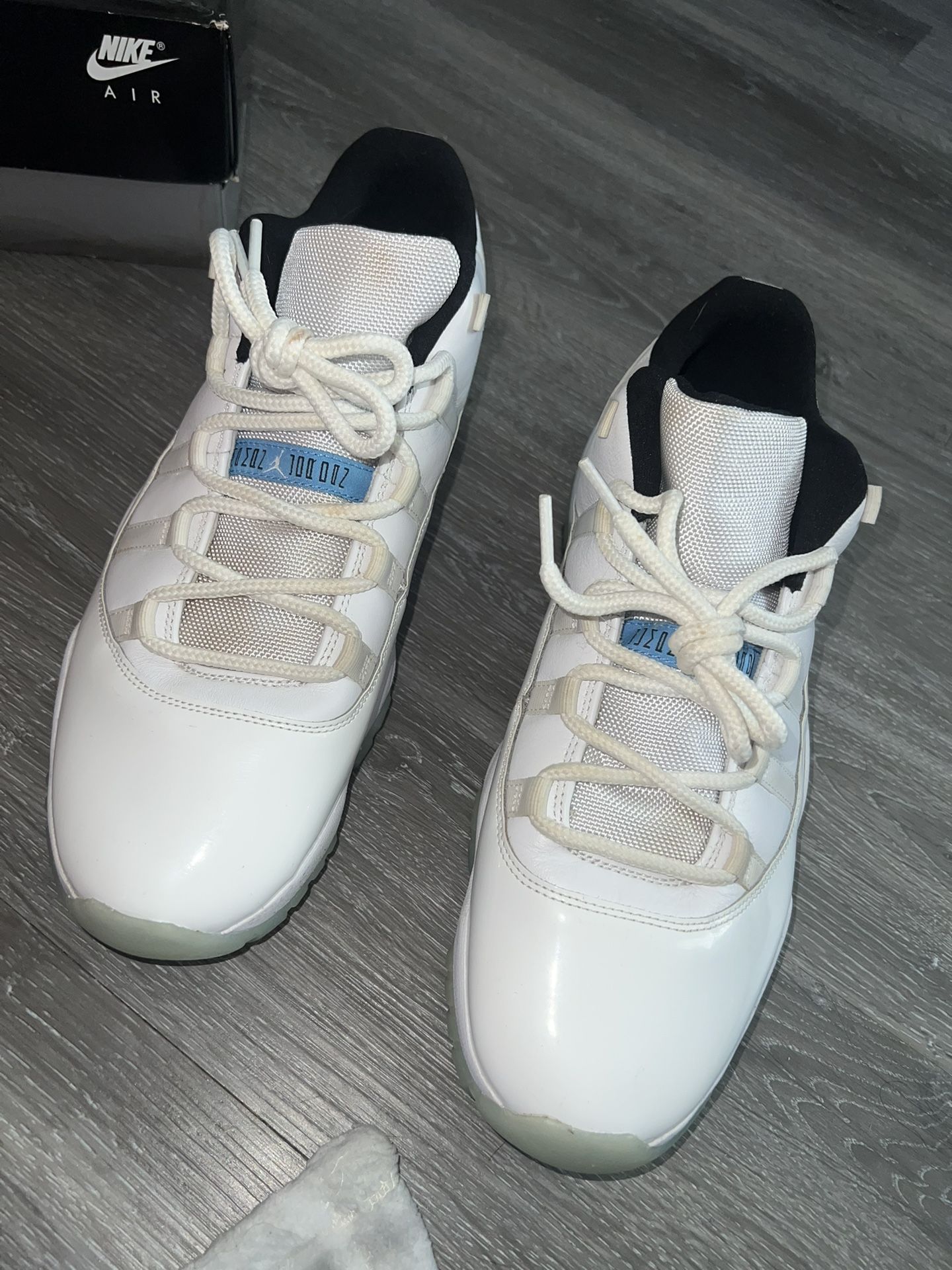 Jordan 11 Legend Blue