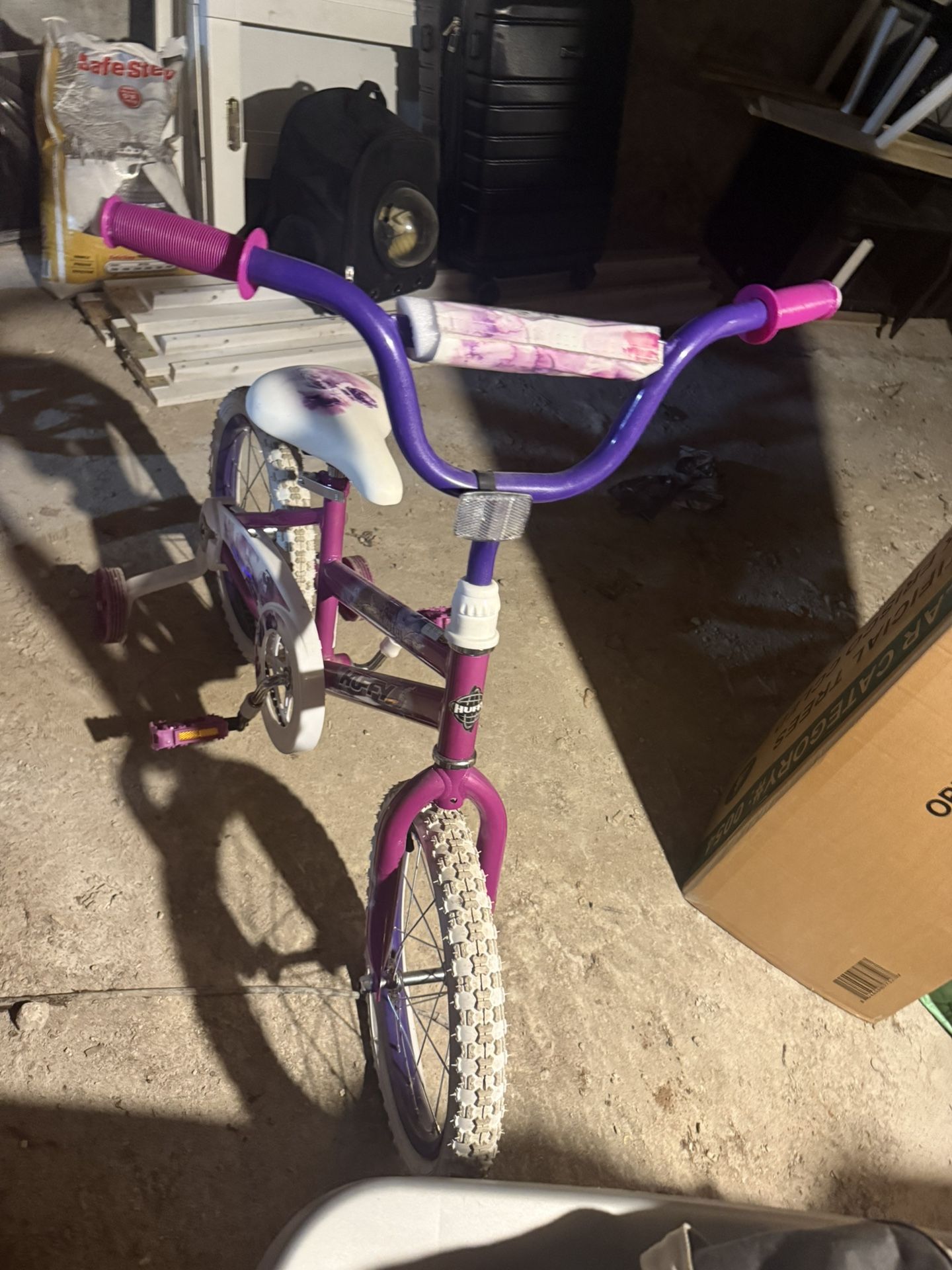 Bicycle Girls