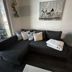 Full Size Sleeper Sofa with Storage – Great Condition