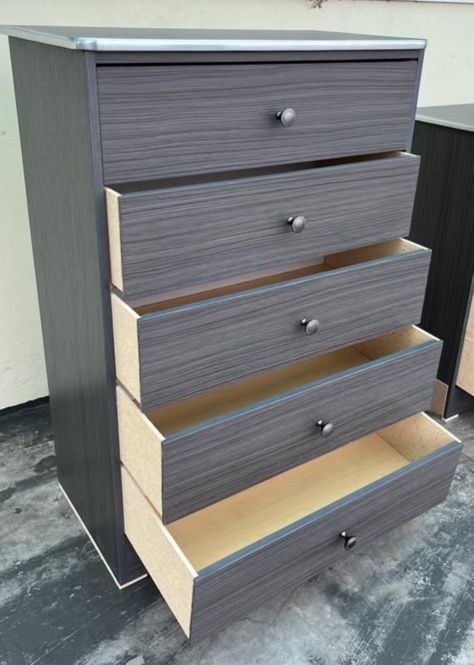 Five Drawers Dresser 