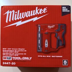 Milwaukee  Crown Stapler