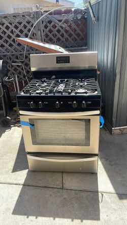 Frigidaire Stove