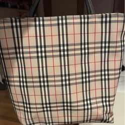 Authentic Burberry Tote | $400