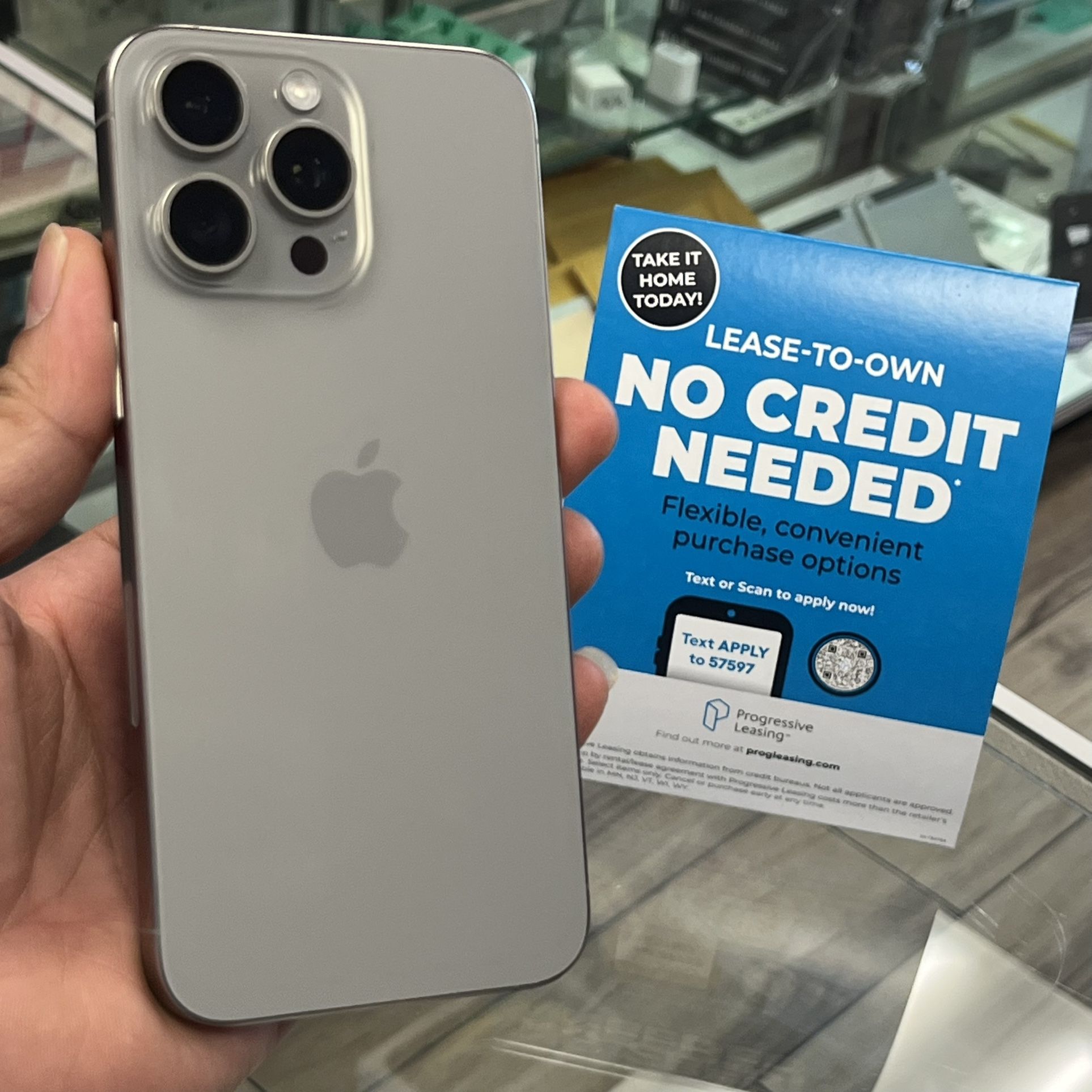 iPhone 15 Pro Max 256GB Unlocked 