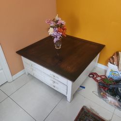 Table With Drawers