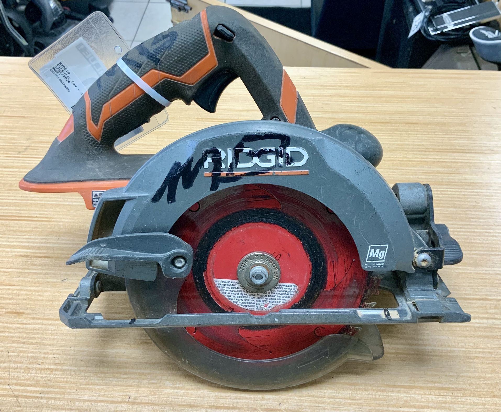 Ridgid Circular Saw R8651 W/ Battery