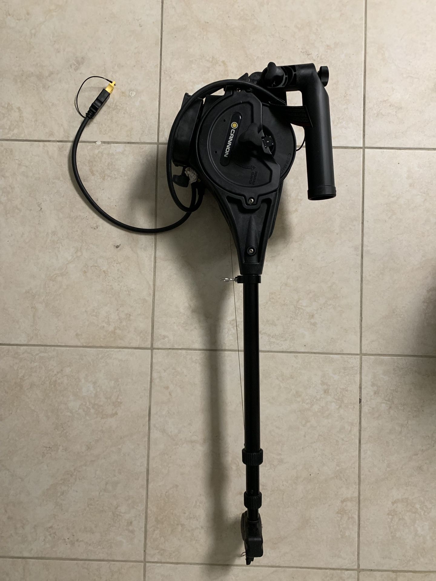 DOWNRIGGER FOR SALE CANNON MAGNUM 10 STX ELECTRIC DOWNRIGGER for Sale