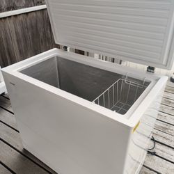 Hotpoint Chest Freezer