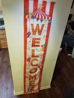 Circus welcome banner