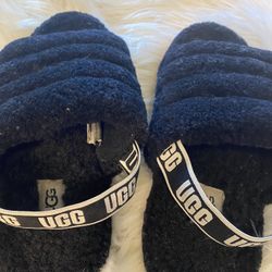 Black UGG Slippers 