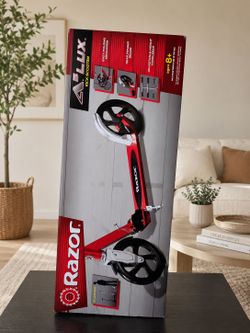 Razor A5 Lux Kick Scooter