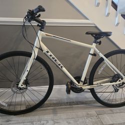 BIKE-Trek FX 3 Disc –2 Available... Like New, Stored Indoors, Helmets Included