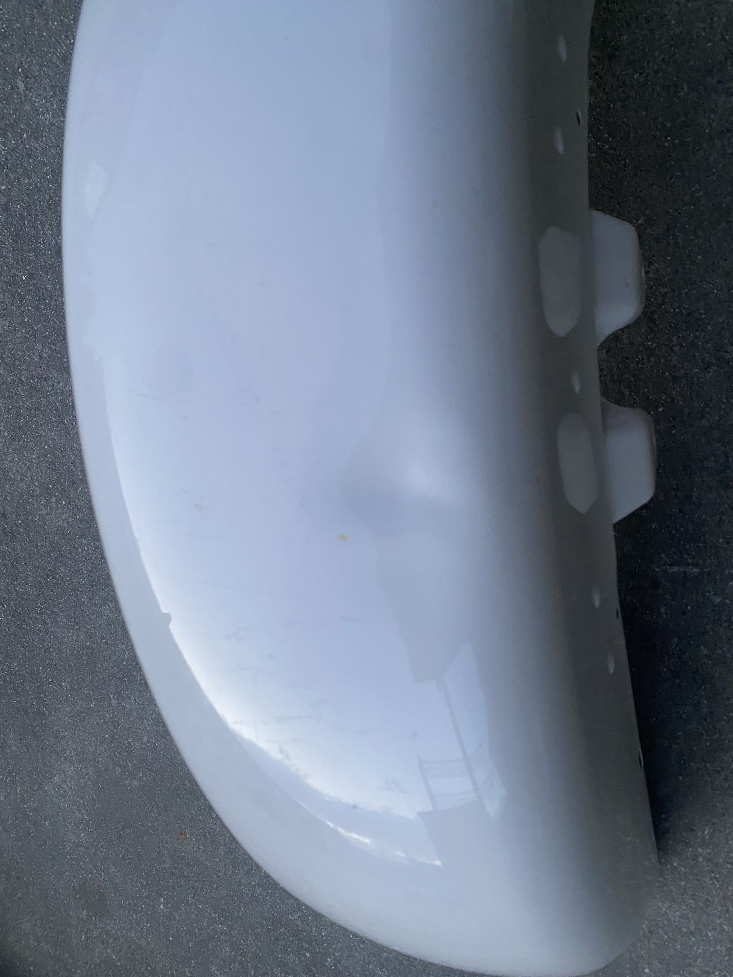 OEM 14-22 Harley Davidson CVO / Touring Front Fender Sand Dune White
