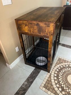 Pet Kennel Table