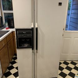 Side By Side Refrigerator