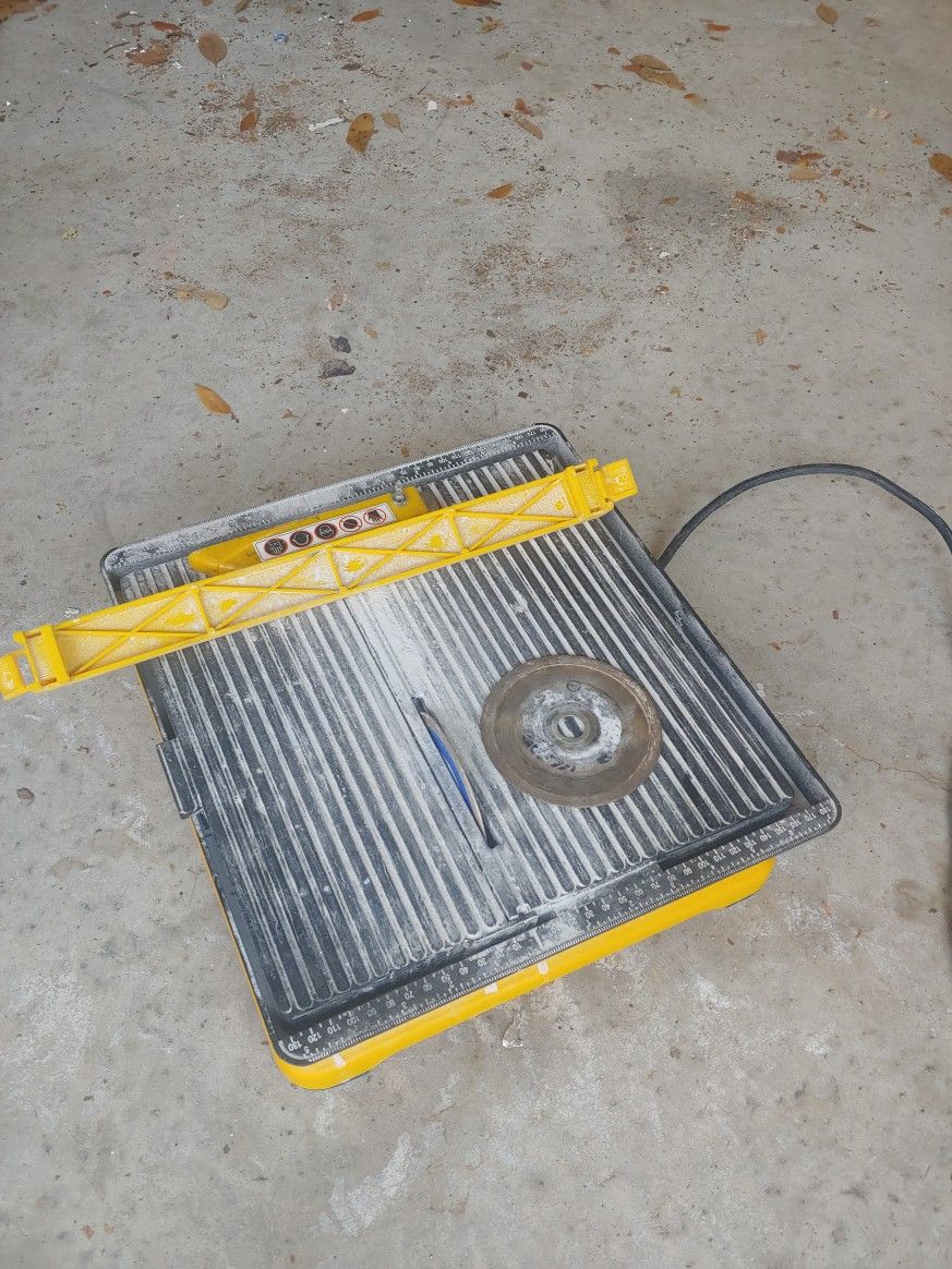 Tile Cutter & Floor Fitting Tools