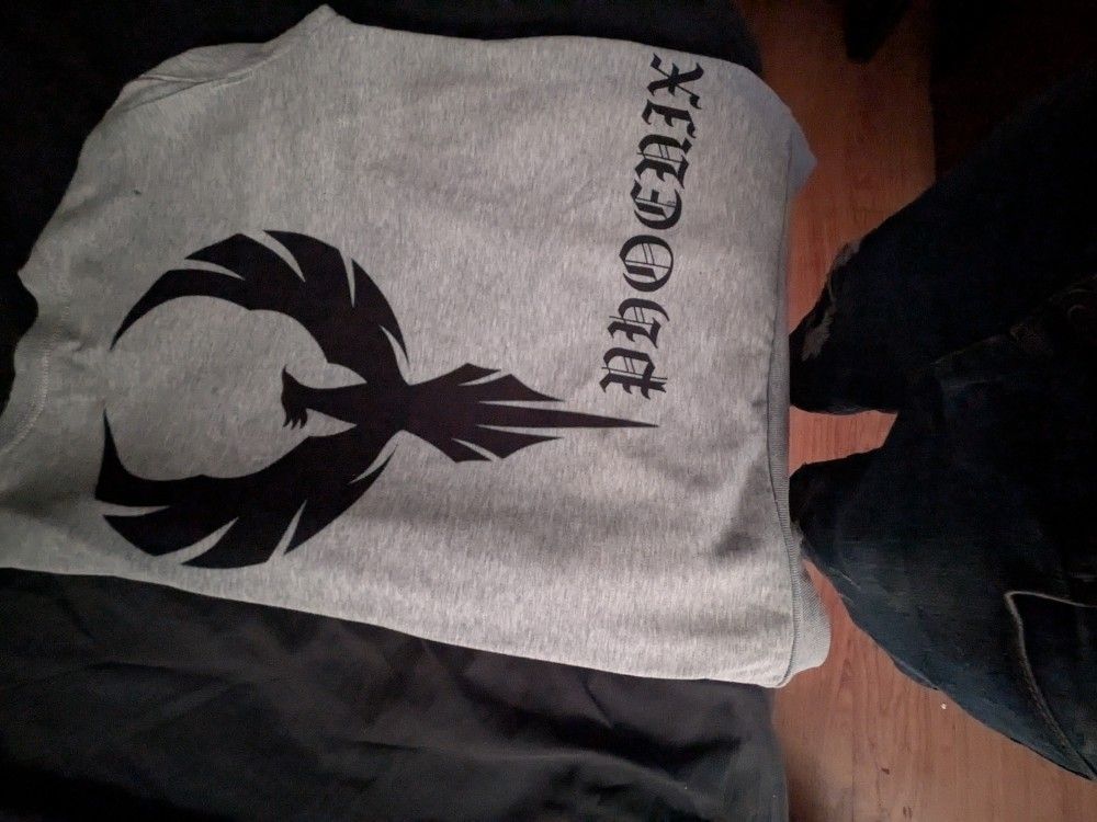 Sweatshirt