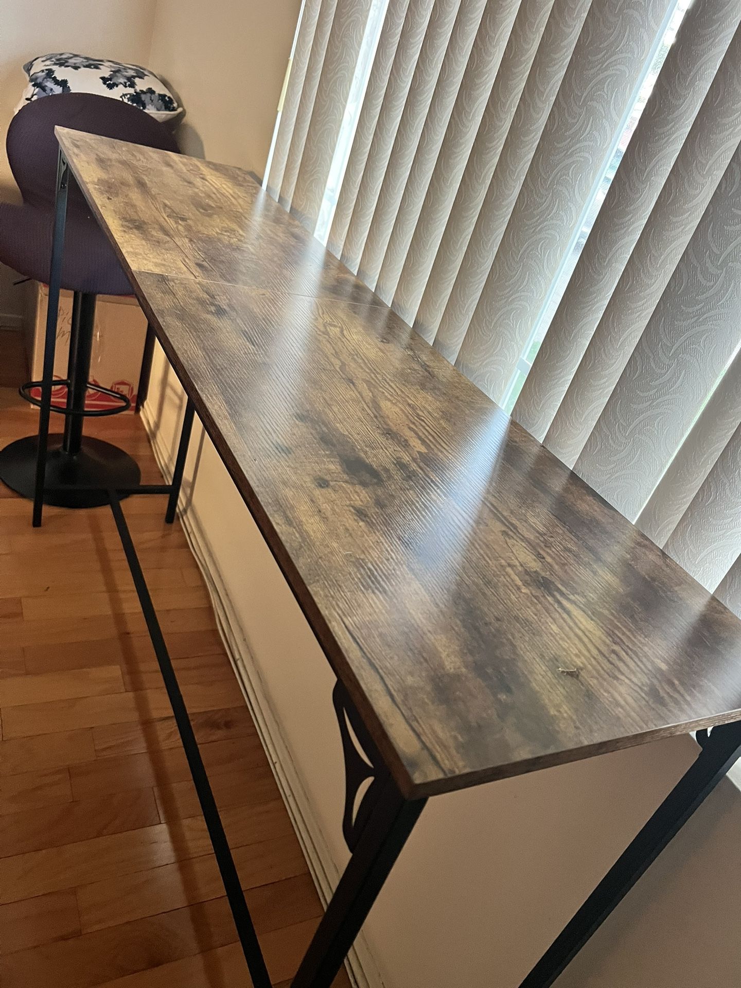 Bar Table & Stools